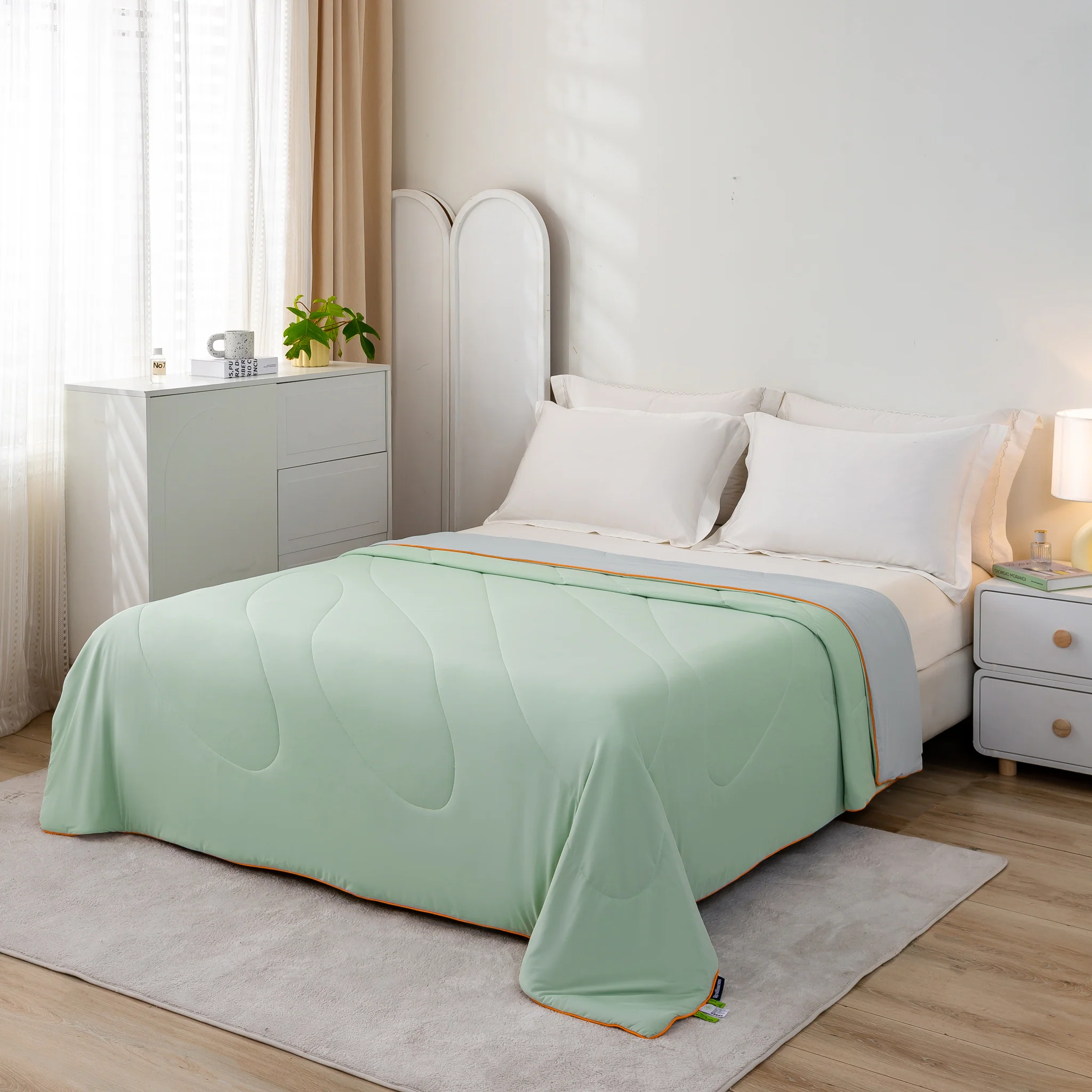 FrostChill™ Cooling Comforter - Image 8