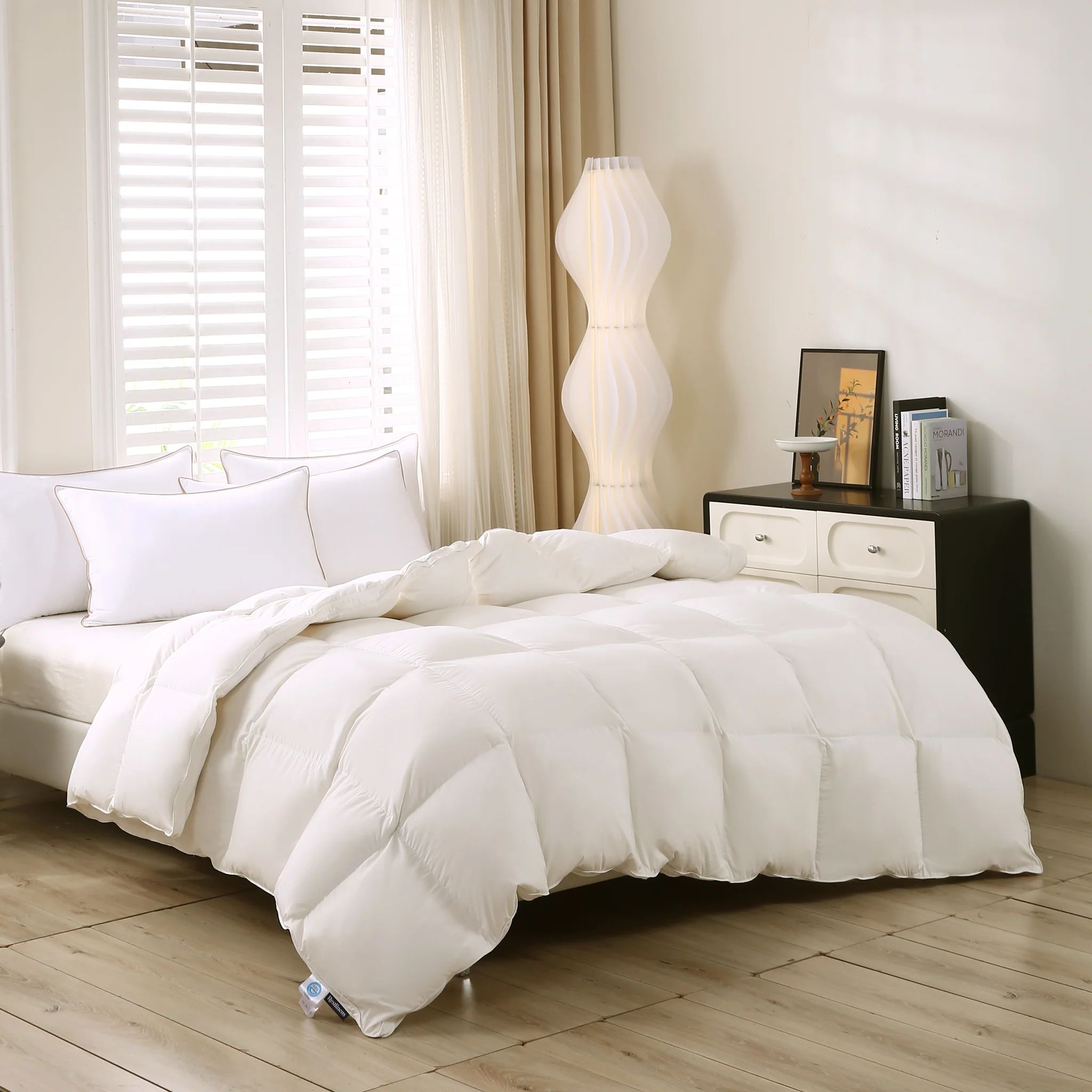 Elysian Dreams Goose Down Duvet - Image 4